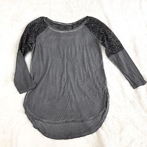 Arizona Jeans Co. Long Sleeve Lace Detail Top